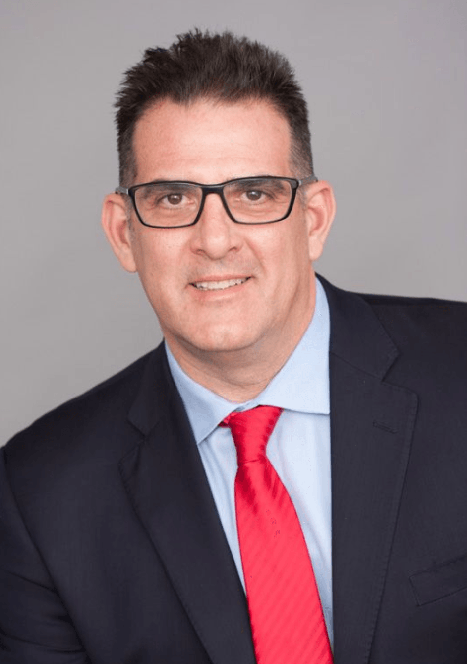 Oswaldo Vizcarrondo headshot